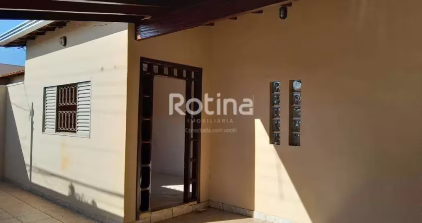 Casa à venda, 3 quartos, Cidade Jardim - Uberlândia/MG - Rotina Imobiliária