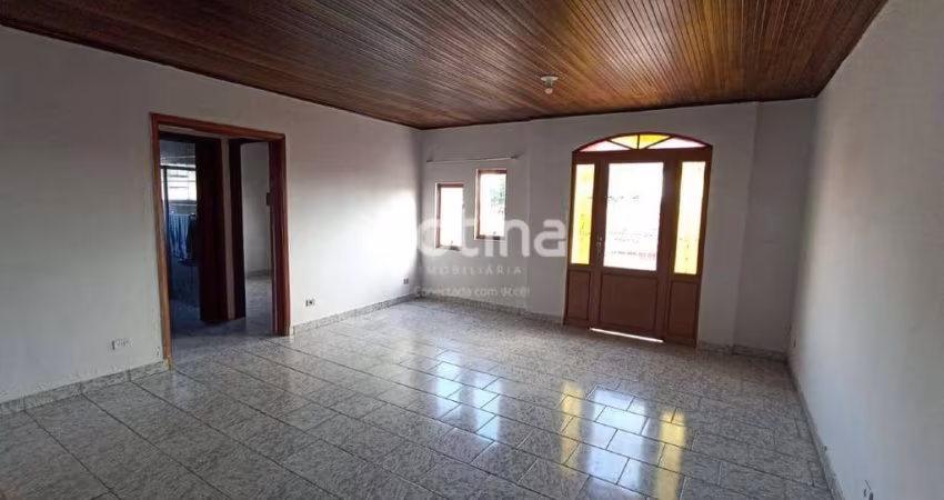 Casa à venda, 3 quartos, Pampulha - Uberlândia/MG - Rotina Imobiliária