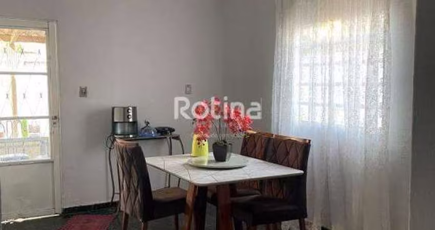 Casa à venda, 3 quartos, Jardim Ipanema - Uberlândia/MG - Rotina Imobiliária