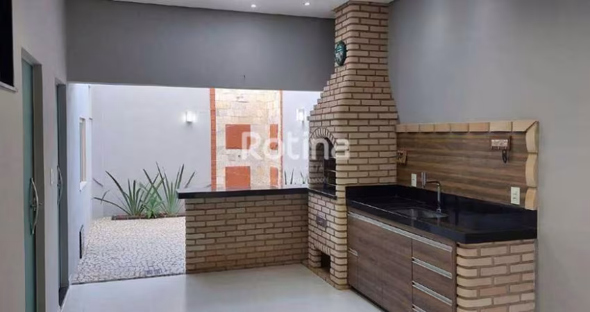 Casa à venda, 3 quartos, Alto Umuarama - Uberlândia/MG - Rotina Imobiliária