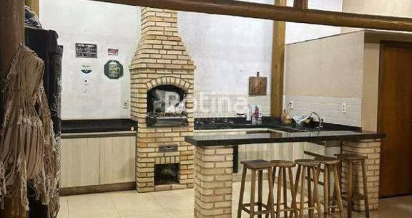 Casa Condomínio Fechado à venda, 2 quartos, Cond. Terra Nova II - Uberlândia/MG - Rotina Imobiliária