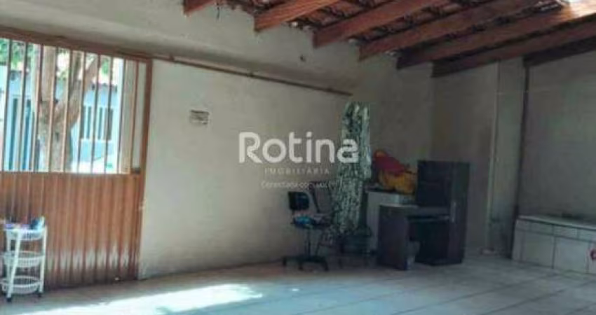 Casa à venda, 2 quartos, Pacaembu - Uberlândia/MG - Rotina Imobiliária