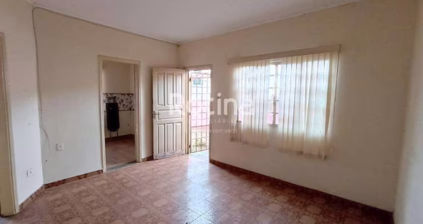 Casa à venda, 3 quartos, Centro - Uberlândia/MG - Rotina Imobiliária