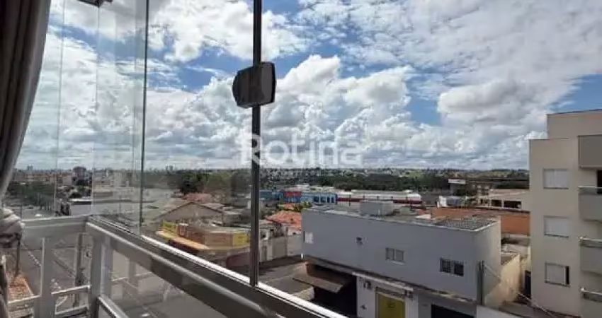Apartamento à venda, 2 quartos, Segismundo Pereira - Uberlândia/MG - Rotina Imobiliária