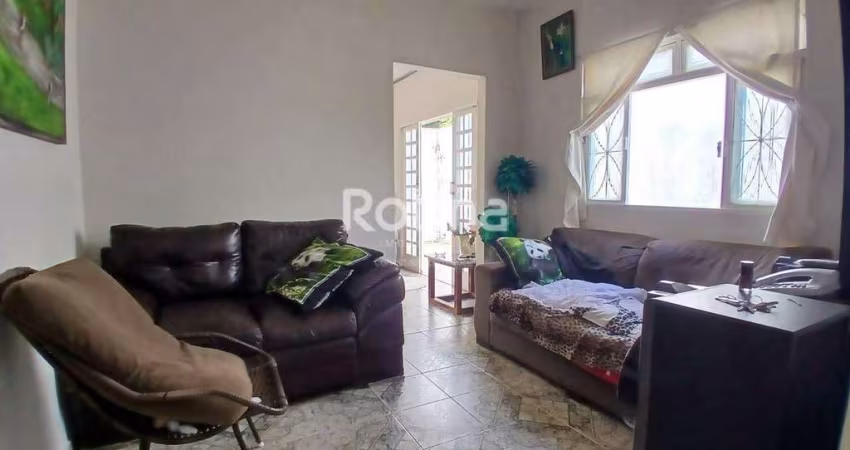 Casa à venda, 3 quartos, Custódio Pereira - Uberlândia/MG - Rotina Imobiliária