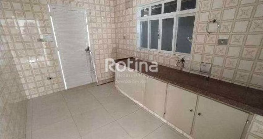 Casa à venda, 4 quartos, Centro - Uberlândia/MG - Rotina Imobiliária