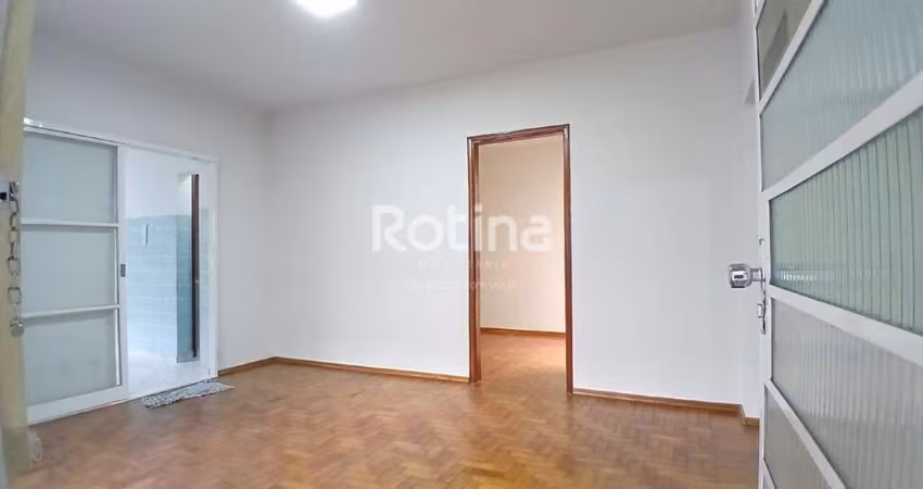 Casa à venda, 3 quartos, Nossa Senhora Aparecida - Uberlândia/MG - Rotina Imobiliária
