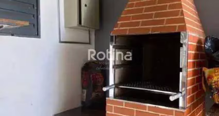 Casa à venda, 4 quartos, Laranjeiras - Uberlândia/MG - Rotina Imobiliária