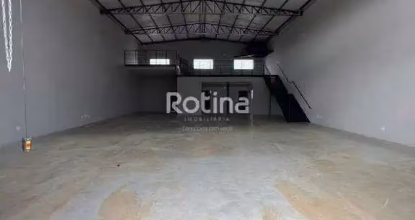 Galpão comercial a venda no bairro novo mundo em avenida