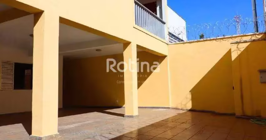 Casa à venda, 5 quartos, Segismundo Pereira - Uberlândia/MG - Rotina Imobiliária