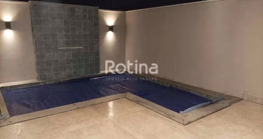Casa em condomínio fechado com 3 quartos à venda na Avenida Vereador Carlito Cordeiro, --, Laranjeiras, Uberlândia