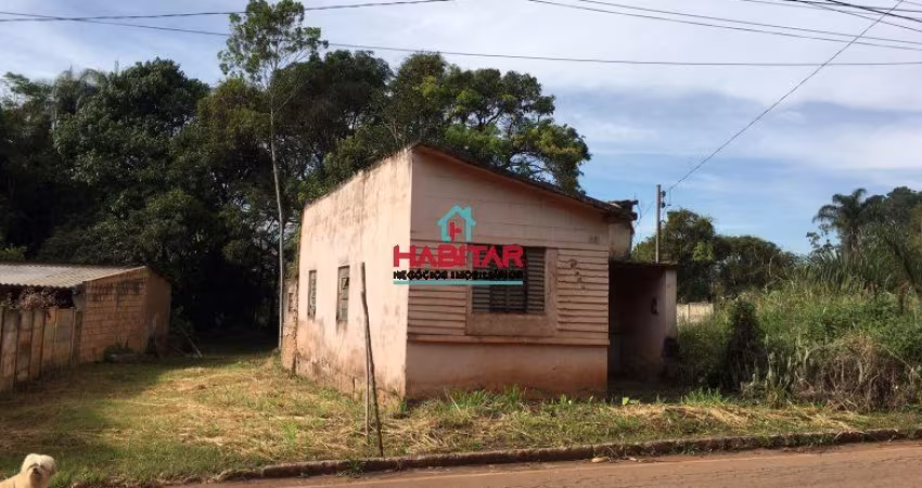 Lote 940m² no centro de ITATIAIUÇU  Com  casa   Àgua , luz e esgoto  R$140 mil