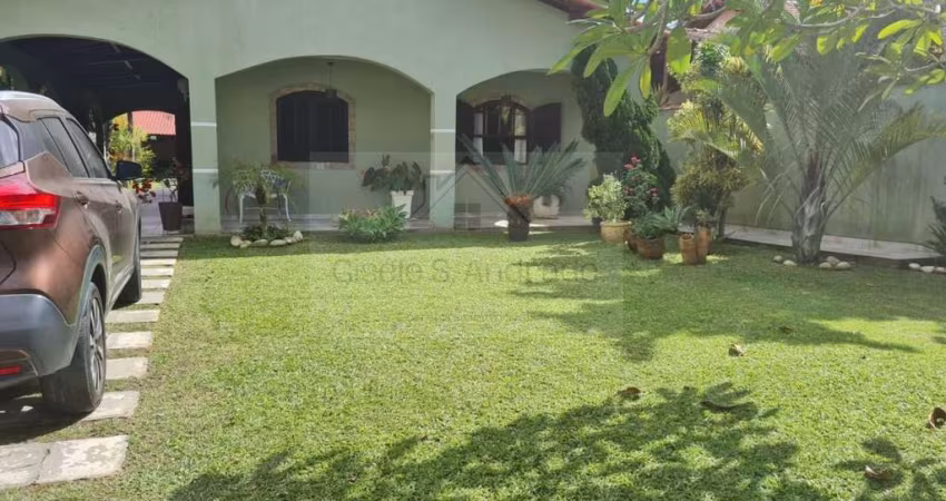 Casa para Venda em Saquarema, Itaúna, 4 dormitórios, 2 suítes, 3 banheiros, 1 vaga