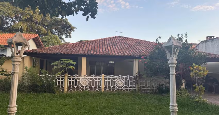 Casa para Venda, Boqueirão, 3 dormitórios, 1 suíte, 3 banheiros, 3 vagas