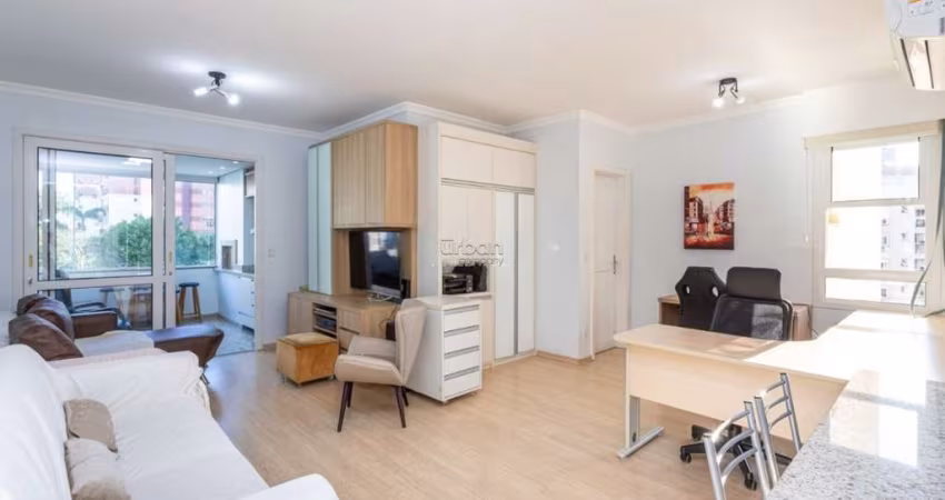 Apartamento com 3 quartos à venda na Avenida General Barreto Viana, 1175, Chácara das Pedras, Porto Alegre