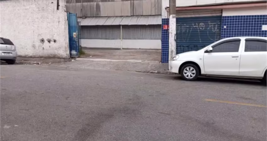 Barracão / Galpão / Depósito à venda na Major Baracca, --, Parque Edu Chaves, São Paulo