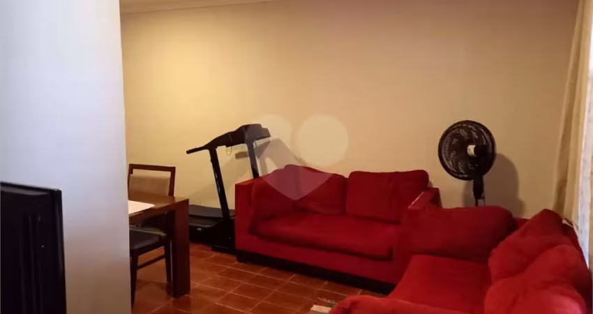 Casa com 2 quartos à venda em Jardim Santa Mena - SP