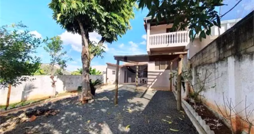 Casa à venda com 3 quartos, sendo 1 suíte,  no centro, ouro fino - mg