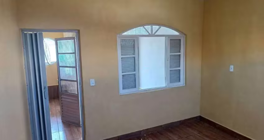 Casa com 2 quartos para alugar no Poiares, Caraguatatuba 