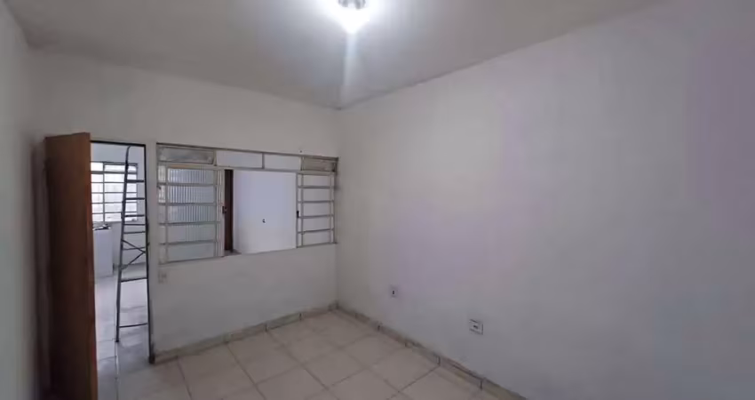 Casa com 1 quarto para alugar no Jardim Olaria, Caraguatatuba 