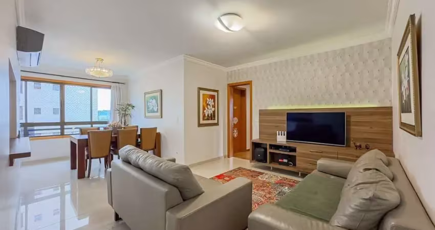 Apartamento com 3 quartos à venda na Rua Roque Calage, Passo da Areia, Porto Alegre