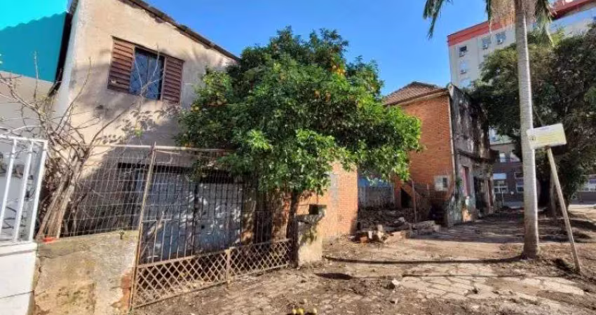 Terreno à venda na Rua Padre Diogo Feijó, Navegantes, Porto Alegre
