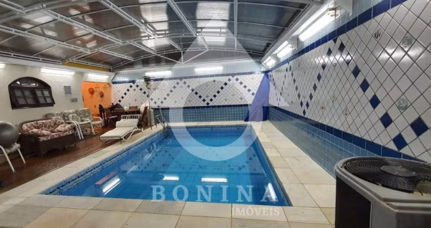 Elegante residência à venda no Condomínio Jardim Santa Tereza, com piscina aquecida!
