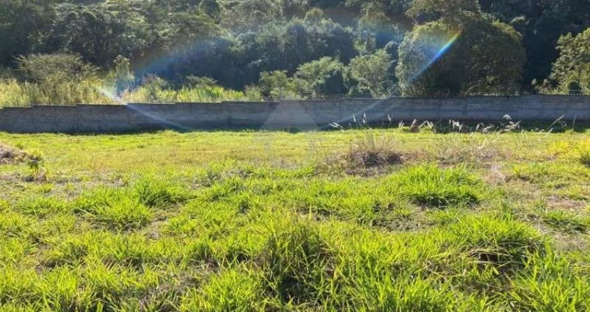 EXCELENTE- Lote em Condomínio de Alto Padrão- Residencial dos Lagos- Venha morar com segurança.