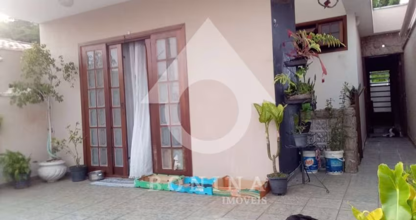 Casa à venda no Jardim Arco Íris em Itupeva, com 3 dormitórios, sendo 1 suíte