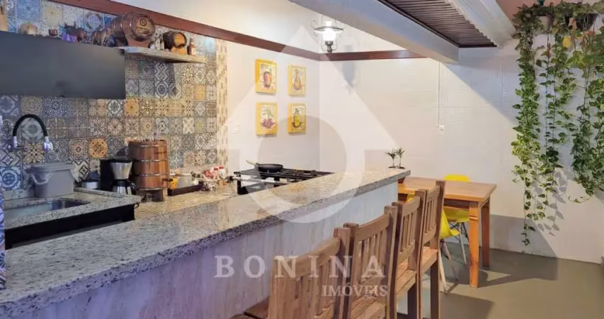 Lindíssima casa com piscina à venda em jundiaí, próxima ao maxi shopping, aceita permuta!