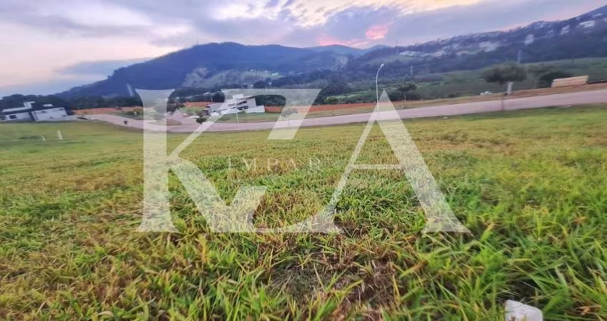 Excelente lote- Alphaville 1- Jundiaí, Lote Pronto para construir de 484,02m² topografia com leve aclive- Localização privilegiada