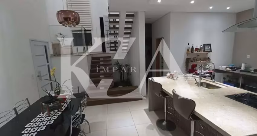 CASA SOBRADO À VENDA NA COLONIA EM JUNDIAÍ!