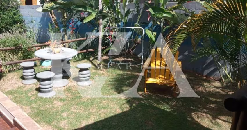 Um Pedacinho do Paraíso: Chácara com 3 Dormitórios, 2 Suítes, Varanda, Pomar e Churrasqueira. 225m² de Conforto em 1.200m² de Natureza