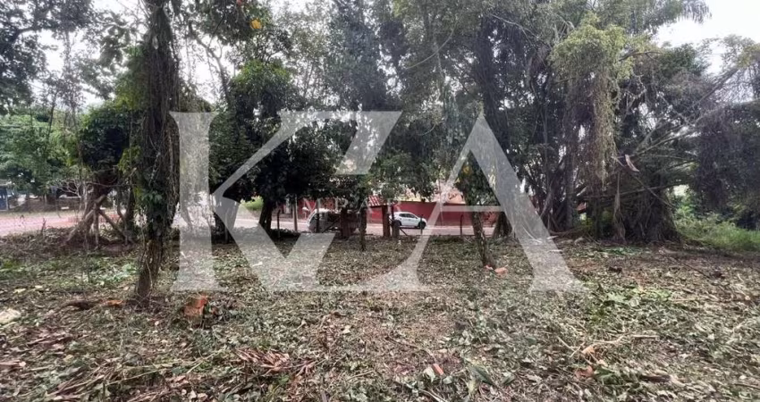 Terreno de esquina com 878m²- Excelente topografia- Cafezal IV- Itupeva