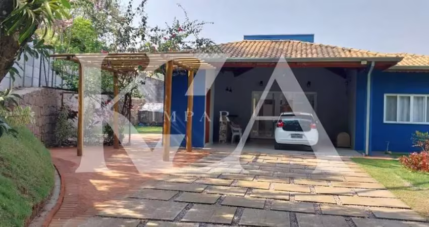 Venda- casa térrea- em um terreno de 1.000m² em jundiaí. moderna e funcional- 3 dorm, sendo 1 suíte, aquecimento solar e muito quintal.