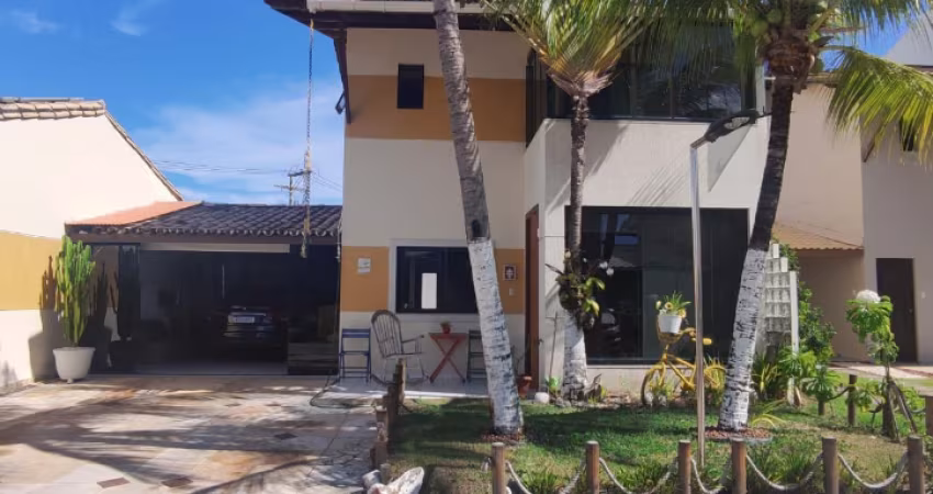 Casa duplex em Condomínio dentro de Vilas do Atlântico