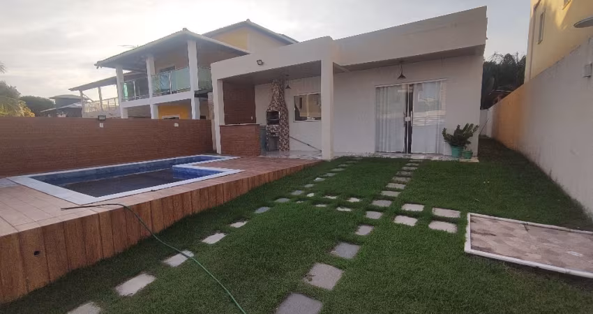 Casa térrea 3/4 com piscina e churrasqueira no Arembepe Aquaville