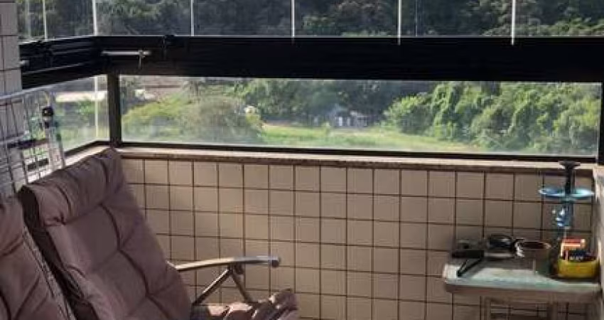 Apartamento para locação no Forte - 2 dormitórios, sendo 1 suíte, mobiliado.