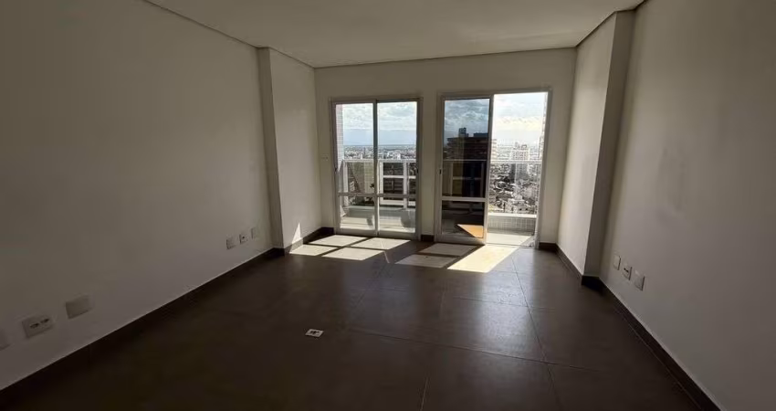 Sala Comercial 38m² para Alugar no Boqueirão, Praia Grande – Andar baixo
