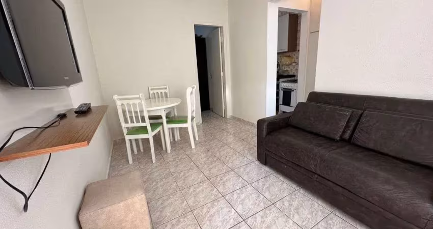 Apto para locação na canto do forte - 1 dormitório, prédio frente mar $2.000 pct
