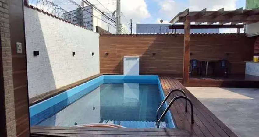 Casa com piscina para locação definitiva – zona 1 da tupi!