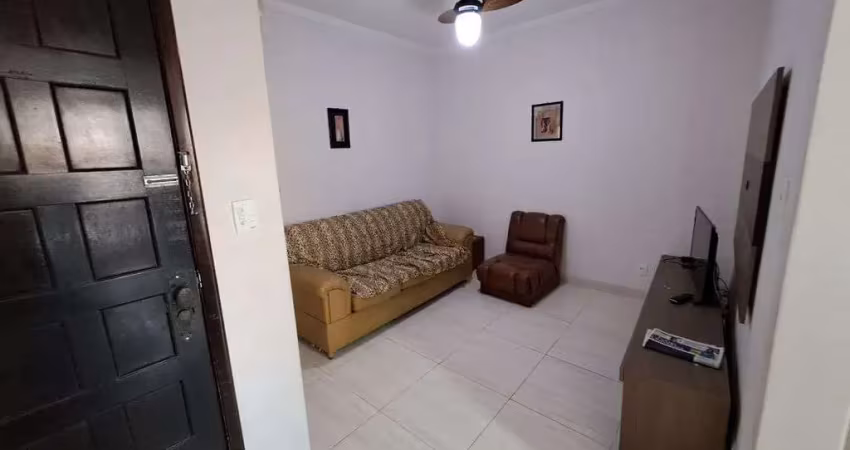 Apartamento a venda na aviação - 2 dormitórios, sendo 1 suite, recém reformado.