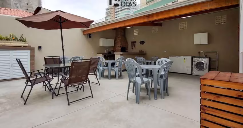 Casa com piscina na guilhermina com 2 dorm e 4 vagas por r$5.500,00 aluguel
