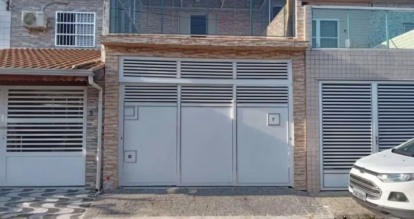 Sobrado para locação com 2 dormitórios,  sendo 1 com varanda.