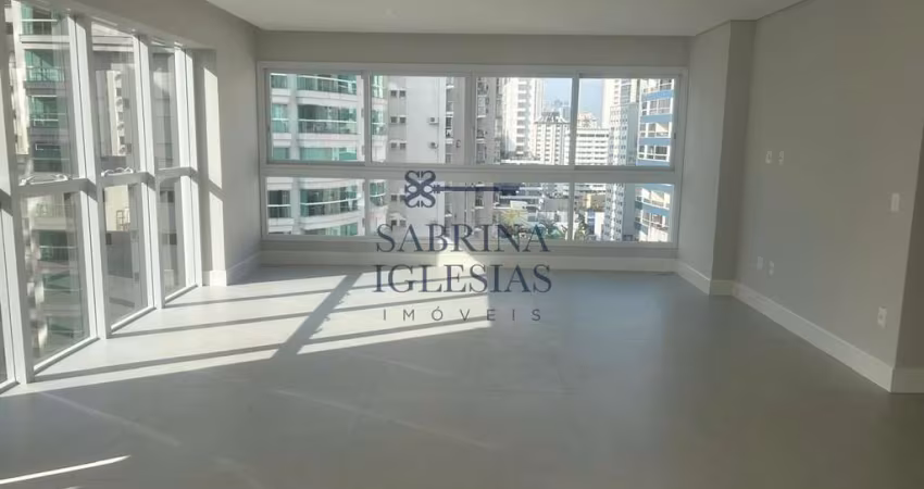 Apartamento com 4 quartos à venda na Rua 901, 20, Centro, Balneário Camboriú
