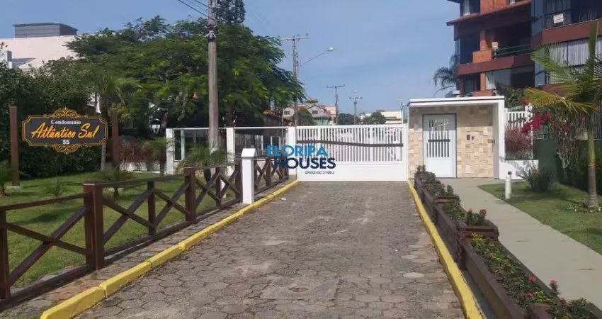 Linda casa com 05 dormitórios sendo 04 suítes na área nobre da praia dos inglese