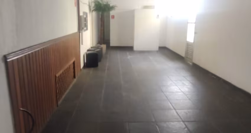 Sala Comercial Av.Suplicy-R$ 650,00 incluso água e iptu , aceita deposito