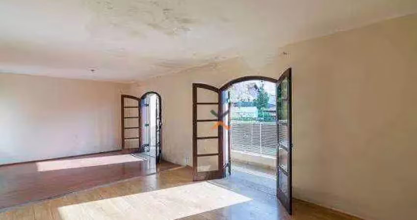 Sobrado com 3 dormitórios à venda, 512 m² por R$ 2.300.000,00 - Vila Gilda - Santo André/SP
