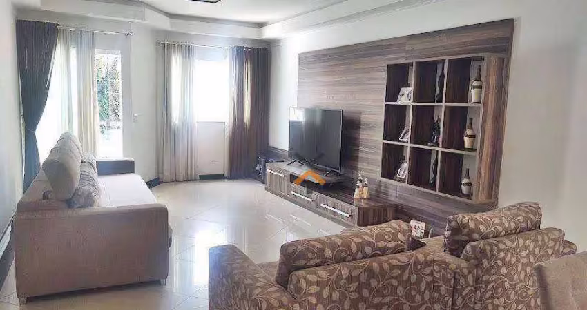 Sobrado com 3 dormitórios à venda, 250 m² por R$ 1.800.000,00 - Paraíso - Santo André/SP
