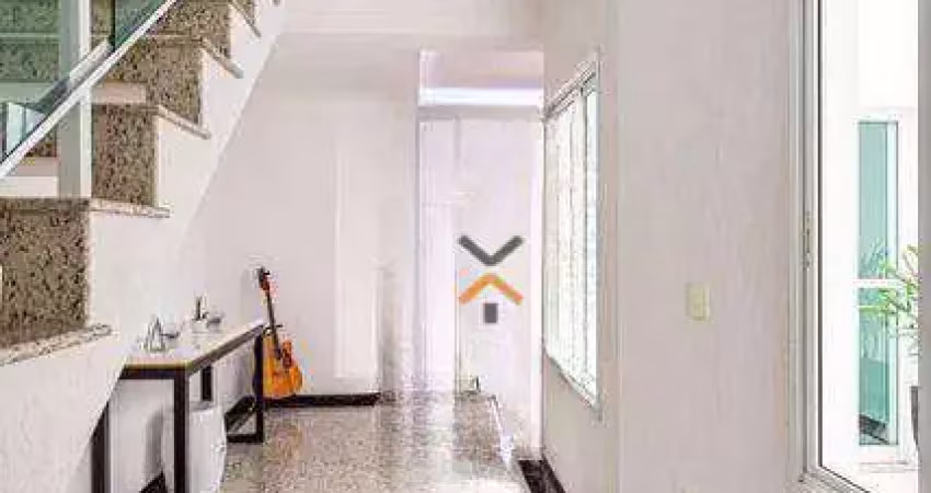 Sobrado com 3 dormitórios à venda, 235 m² por R$ 940.000,00 - Vila Floresta - Santo André/SP